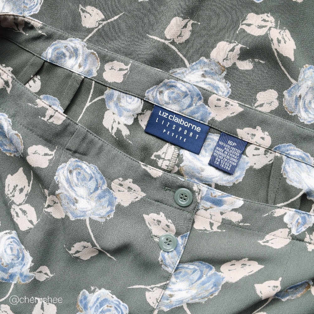 LIZSPORT Petite | Button Floral Midi Skirt